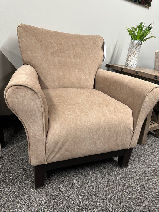 Aiden Club Chair in Camel