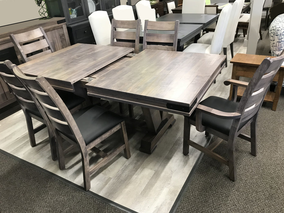 Chattanooga Heritage Driftwood Dining Set