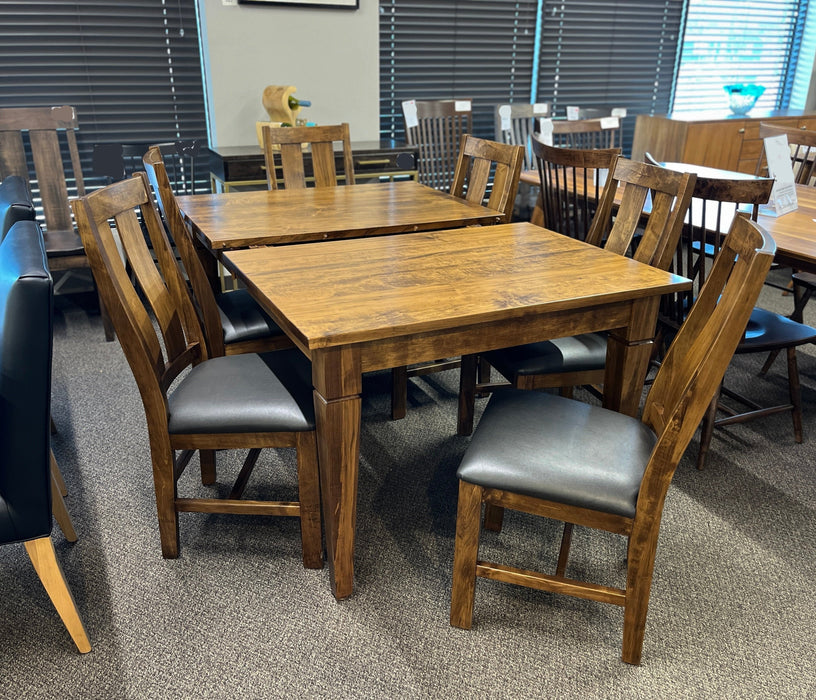 Reesor Dining Set in Handplaned Tanbark